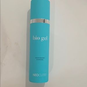 🧖🏻‍♀️Skincare NeoCutis BioGel Riche Hydrogel